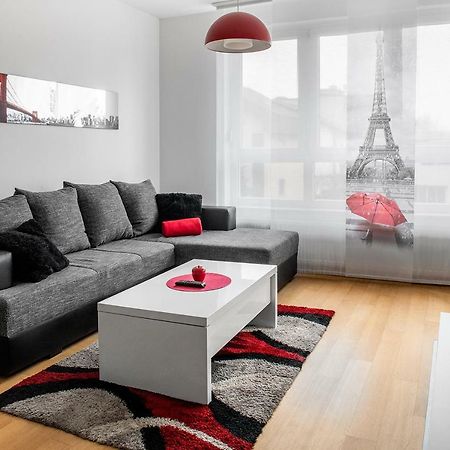Flexible Selfcheckins 7 - Zagreb - Garage - Electric Vehicle Ccharger - Loggia - New - Luxury - Apartments Repinc 7 Luaran gambar