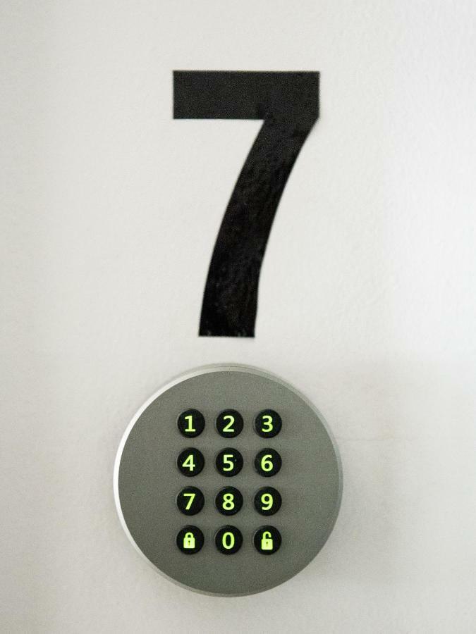 Flexible Selfcheckins 7 - Zagreb - Garage - Electric Vehicle Ccharger - Loggia - New - Luxury - Apartments Repinc 7 Luaran gambar